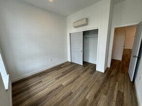 322 Vine St in Camden, NJ - Building Photo - Building Photo