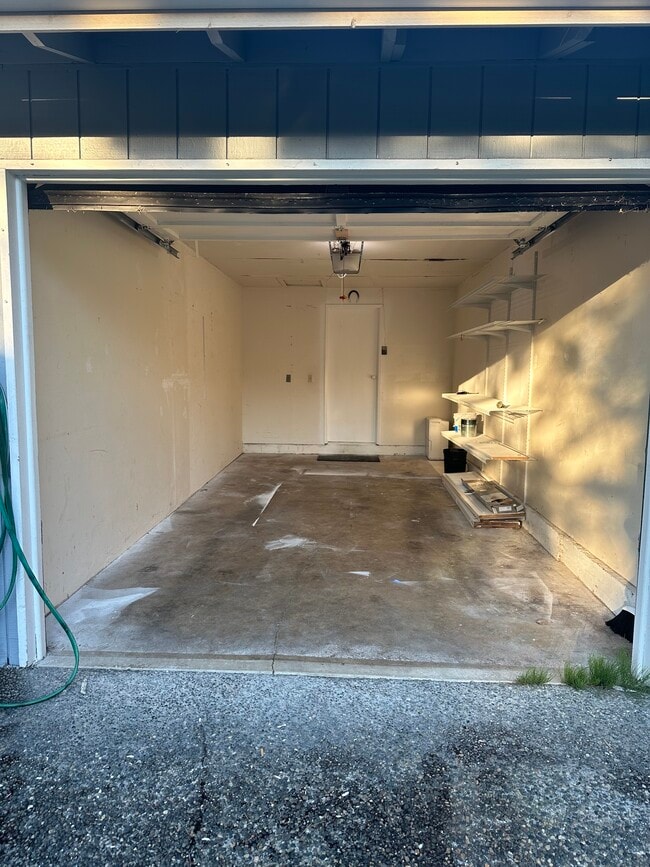9031 5th Pl W, Unit A in Everett, WA - Building Photo - Building Photo