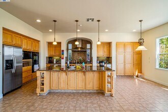 2048 Feathermint Dr in San Ramon, CA - Building Photo - Building Photo