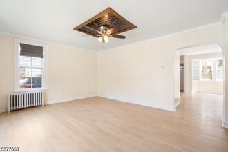 43 Madison St in Newton, NJ - Building Photo - Building Photo