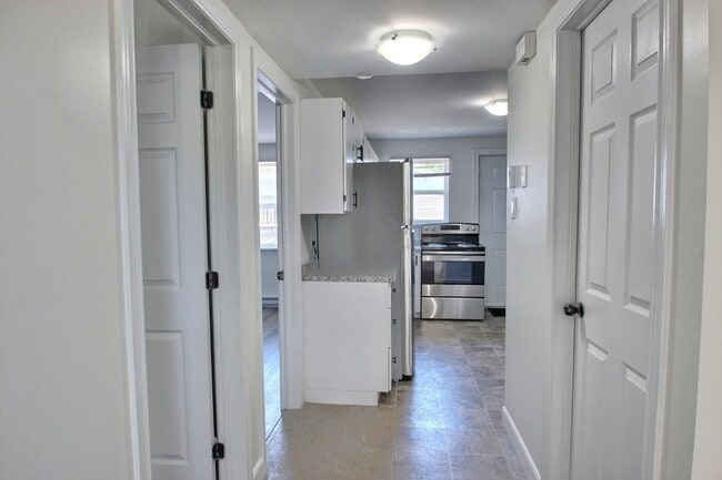 141 St. George St in Moncton, NB - Building Photo - Building Photo