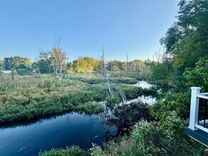 52780 Goodenough Rd in Marcellus, MI - Foto de edificio - Building Photo