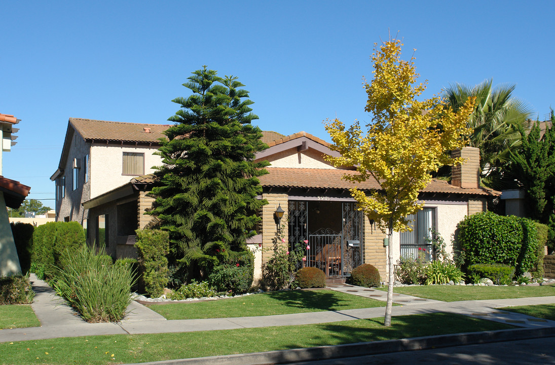 3901 Green Ave in Los Alamitos, CA - Building Photo