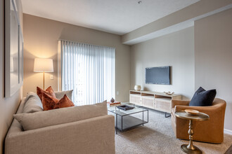 The Residences at Eden Park in Columbus, OH - Building Photo - Interior Photo