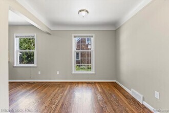 13710 Balfour Ave in Oak Park, MI - Building Photo - Building Photo