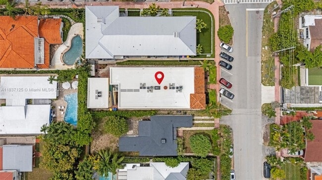 4215 Sheridan Ave, Unit 3 in Miami Beach, FL - Building Photo - Building Photo