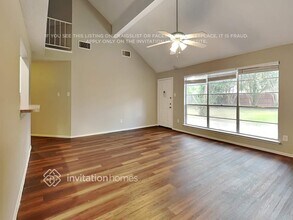 19803 Edensborough Dr in Katy, TX - Building Photo - Building Photo