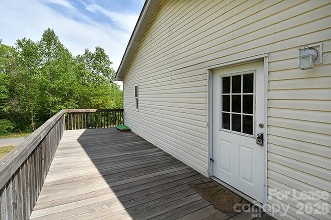 5211 Foley Dr in Hickory, NC - Building Photo - Building Photo