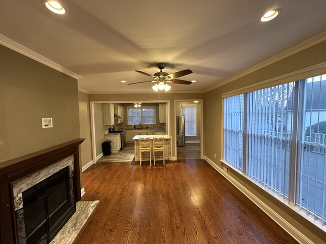 1 Newell St in Hillsborough, NJ - Building Photo - Building Photo