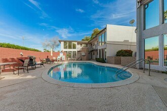 6935 E 4th St in Scottsdale, AZ - Building Photo - Building Photo