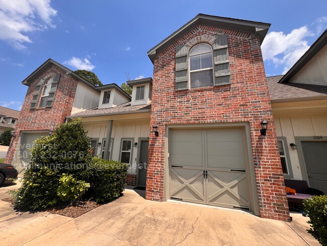 1205 Tuscany Cir in Maumelle, AR - Building Photo - Building Photo