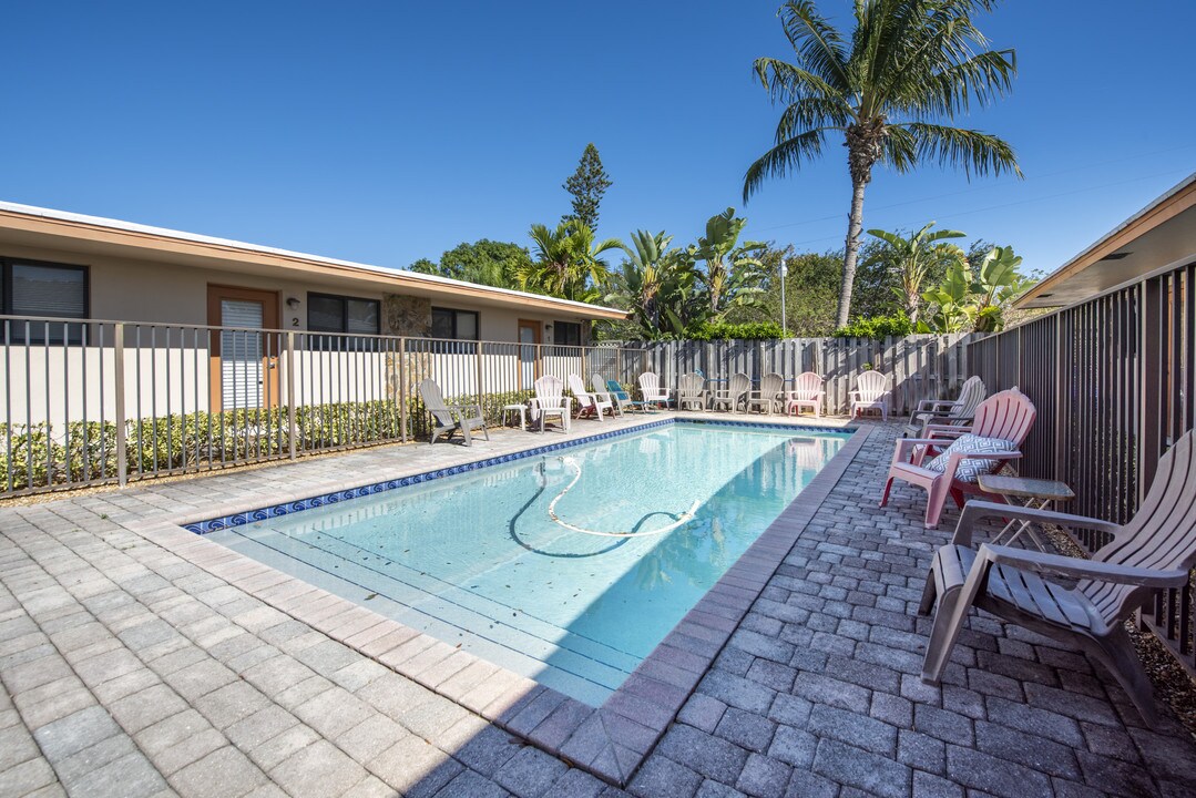 1023 NW 1st Ave in Fort Lauderdale, FL - Building Photo