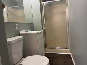 1128 Elmwood Ave in Oshkosh, WI - Building Photo - Building Photo