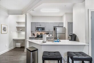 2212 Brisbane Woods Way in Cary, NC - Building Photo - Building Photo