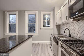 1311 N Calvert St in Baltimore, MD - Building Photo - Building Photo