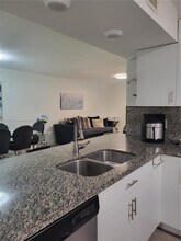 4555 NW 99th Ave in Doral, FL - Building Photo - Building Photo
