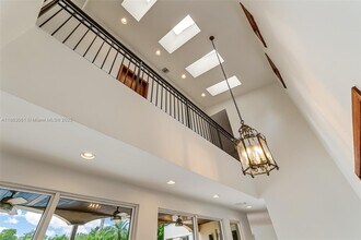 184 Paloma Dr in Coral Gables, FL - Building Photo - Building Photo