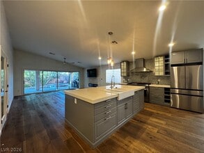 956 Puerta Del Sol Dr in Las Vegas, NV - Building Photo - Building Photo