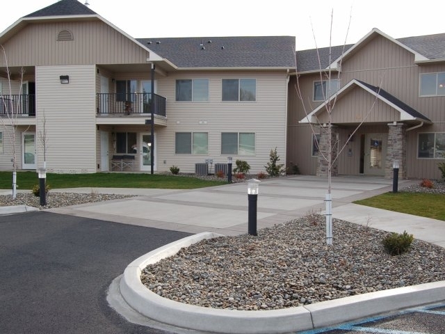 Cardona Senior Apartments in Pocatello, ID - Building Photo