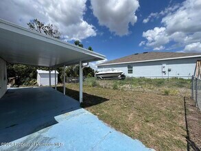 5317 Woodridge Ln in Spring Hill, FL - Building Photo - Building Photo