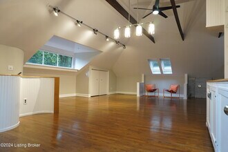 2541 Cherokee Pkwy in Louisville, KY - Building Photo - Building Photo