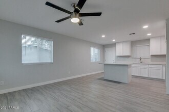 1310 W Cochise Dr-Unit -3 in Phoenix, AZ - Building Photo - Building Photo