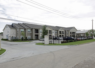 Heritage Crossing in Santa Fe, TX - Building Photo - Building Photo