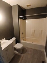 10910 Revere Ave in Cleveland, OH - Building Photo - Building Photo