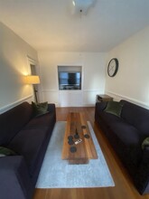 42 Calvin St, Unit #1R in Somerville, MA - Building Photo - Building Photo