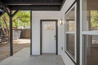 814 W Mary St in Austin, TX - Building Photo - Building Photo