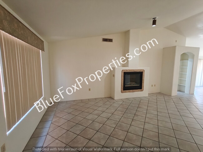 2372 W Silver River Way in Tucson, AZ - Building Photo - Building Photo