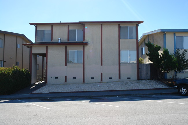 427 Richmond Dr in Millbrae, CA - Building Photo - Building Photo