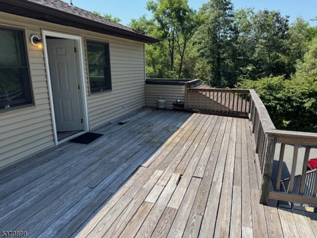 property at 172 Landing Rd