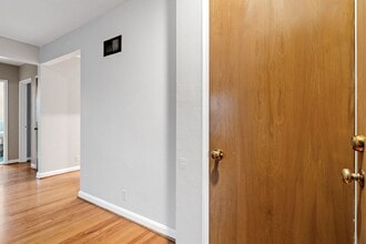6221 Sunshine Dr in St. Louis, MO - Building Photo - Building Photo