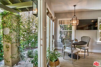 5130 Raleigh St in Los Angeles, CA - Building Photo - Building Photo