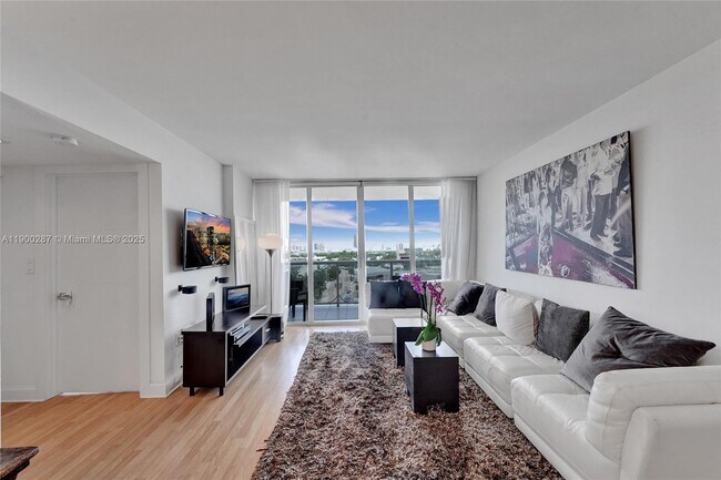 property at 1900 Sunset Harbour Dr