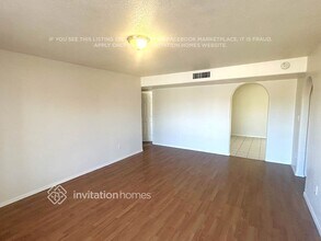 7121 W North Ln in Peoria, AZ - Building Photo - Building Photo