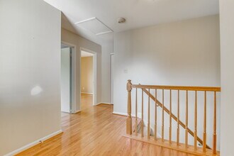 1417 Kingstream Dr in Herndon, VA - Building Photo - Building Photo