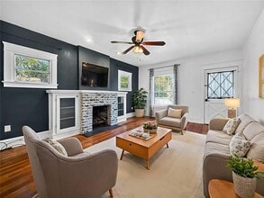 1016 E Washington Ave in Eustis, FL - Building Photo - Building Photo