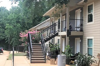 502 W Main St in Whitehouse, TX - Building Photo - Building Photo