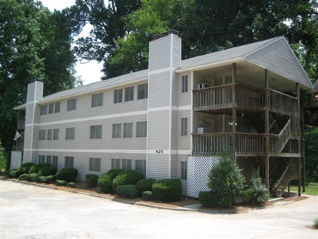 George's Mews in Raleigh, NC - Building Photo - Building Photo