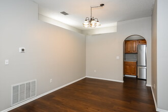 83 Knights Hollow Dr in Apopka, FL - Building Photo - Building Photo