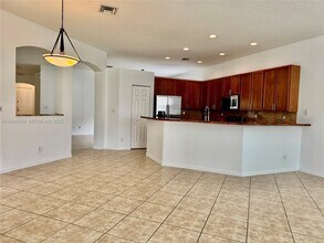 4321 W Whitewater Ave in Weston, FL - Building Photo - Building Photo