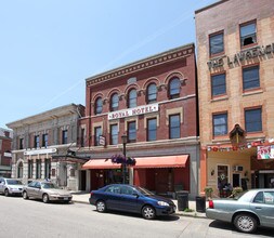 53-57 Bank St in New London, CT - Building Photo - Building Photo