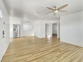 3013 Vancouver Ave in San Diego, CA - Building Photo - Building Photo