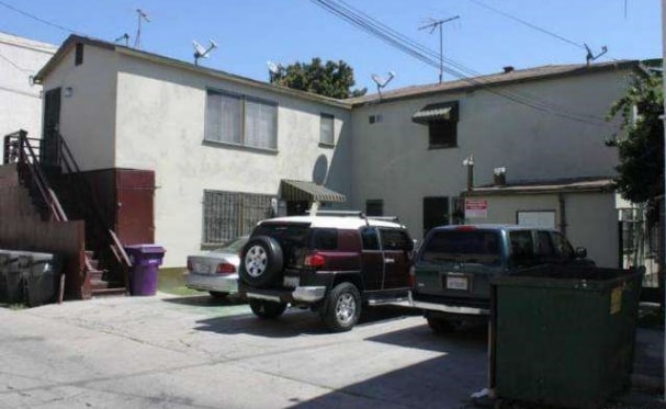 2051 Cedar Ave in Long Beach, CA - Foto de edificio - Building Photo
