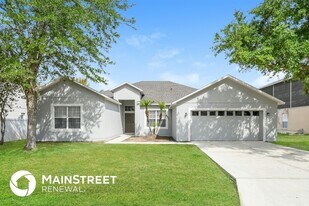 532 Bassett Dr in Kissimmee, FL - Building Photo