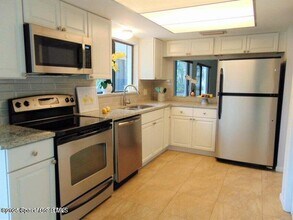 300 Olympia Ct in Melbourne, FL - Building Photo - Building Photo