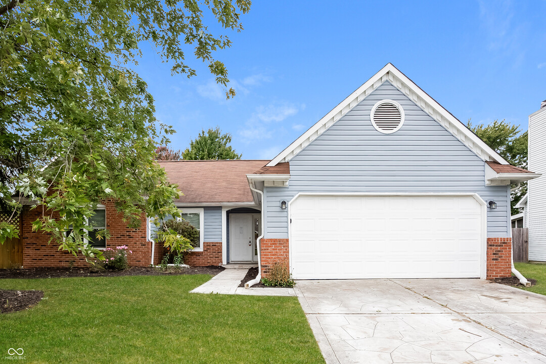 9442 Champton Dr in Indianapolis, IN - Building Photo