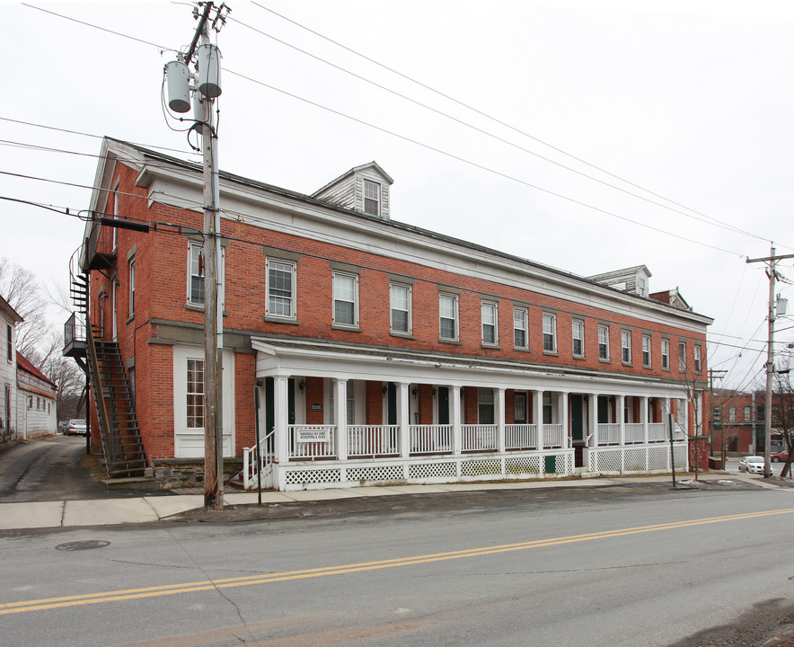 7-9 Salem St in Greenwich, NY - Building Photo